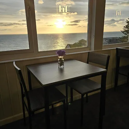 Fieldhead Hotel,